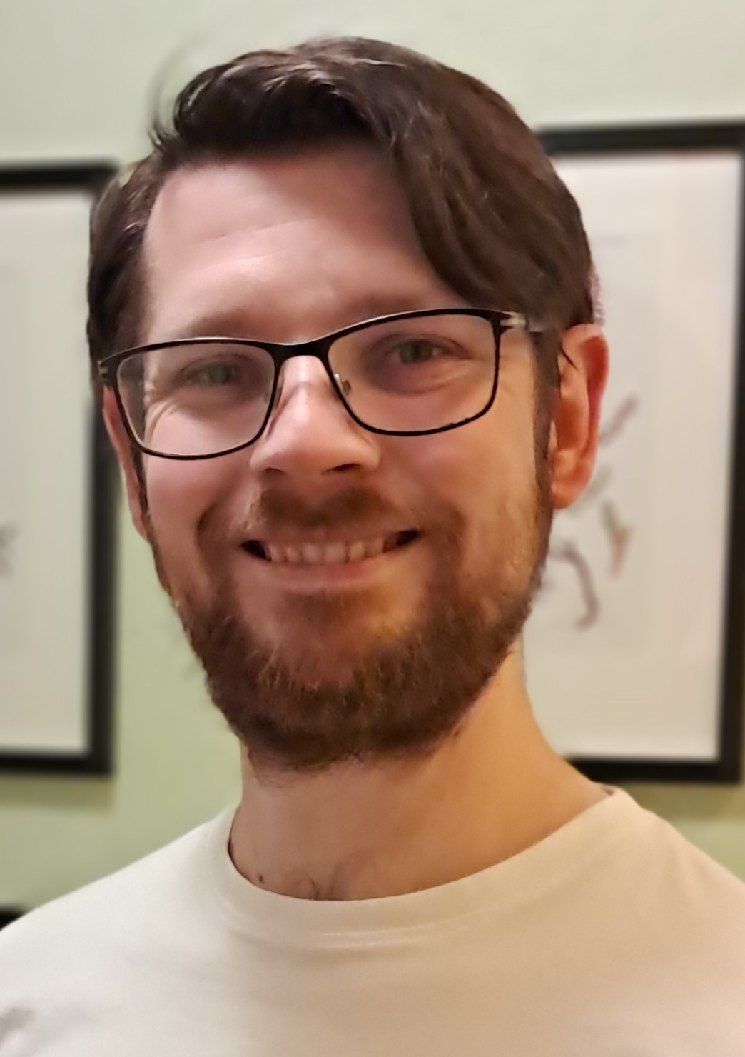 Dr Jacob Larsen